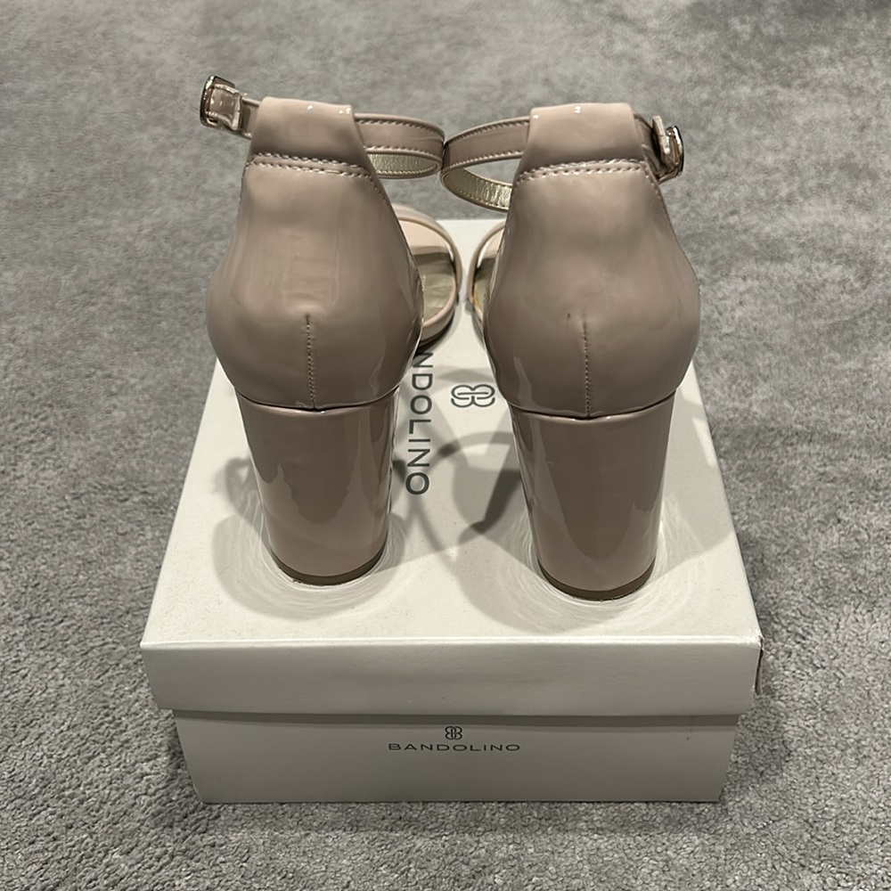 Bandolino pump sandal. Natural - Picture 3 of 5